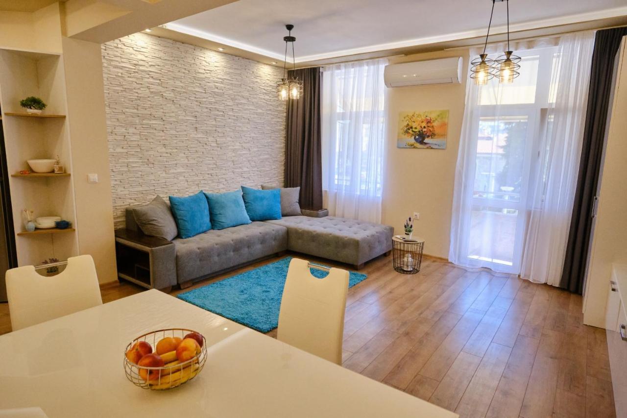בורגאס Luxury Nevena Apartment - Bogoridi Super Centre מראה חיצוני תמונה