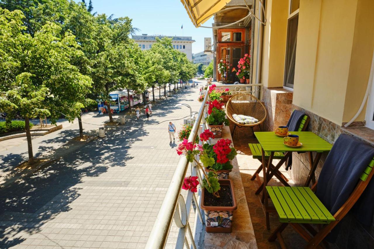 בורגאס Luxury Nevena Apartment - Bogoridi Super Centre מראה חיצוני תמונה