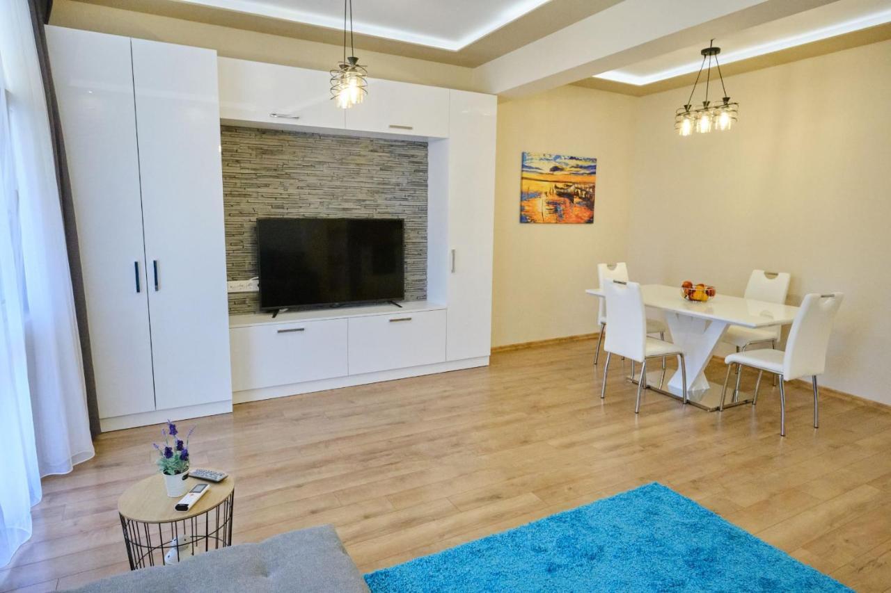 בורגאס Luxury Nevena Apartment - Bogoridi Super Centre מראה חיצוני תמונה